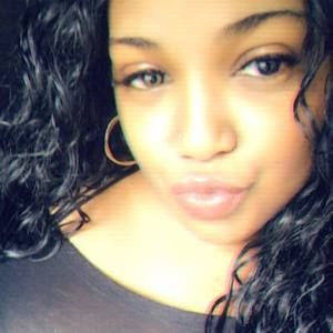 Meet your Posher, Ebony